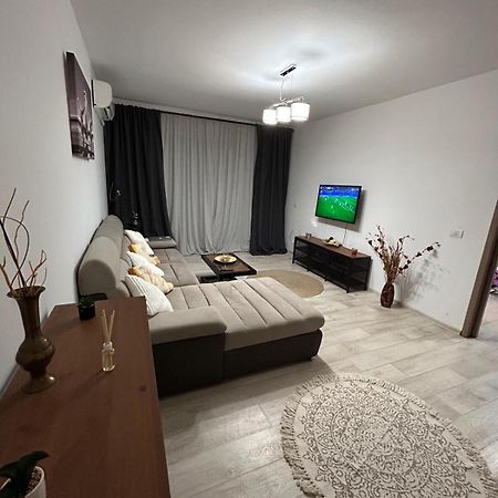 Cozy Apartment 130E By Plaza Bukarest Exterior foto