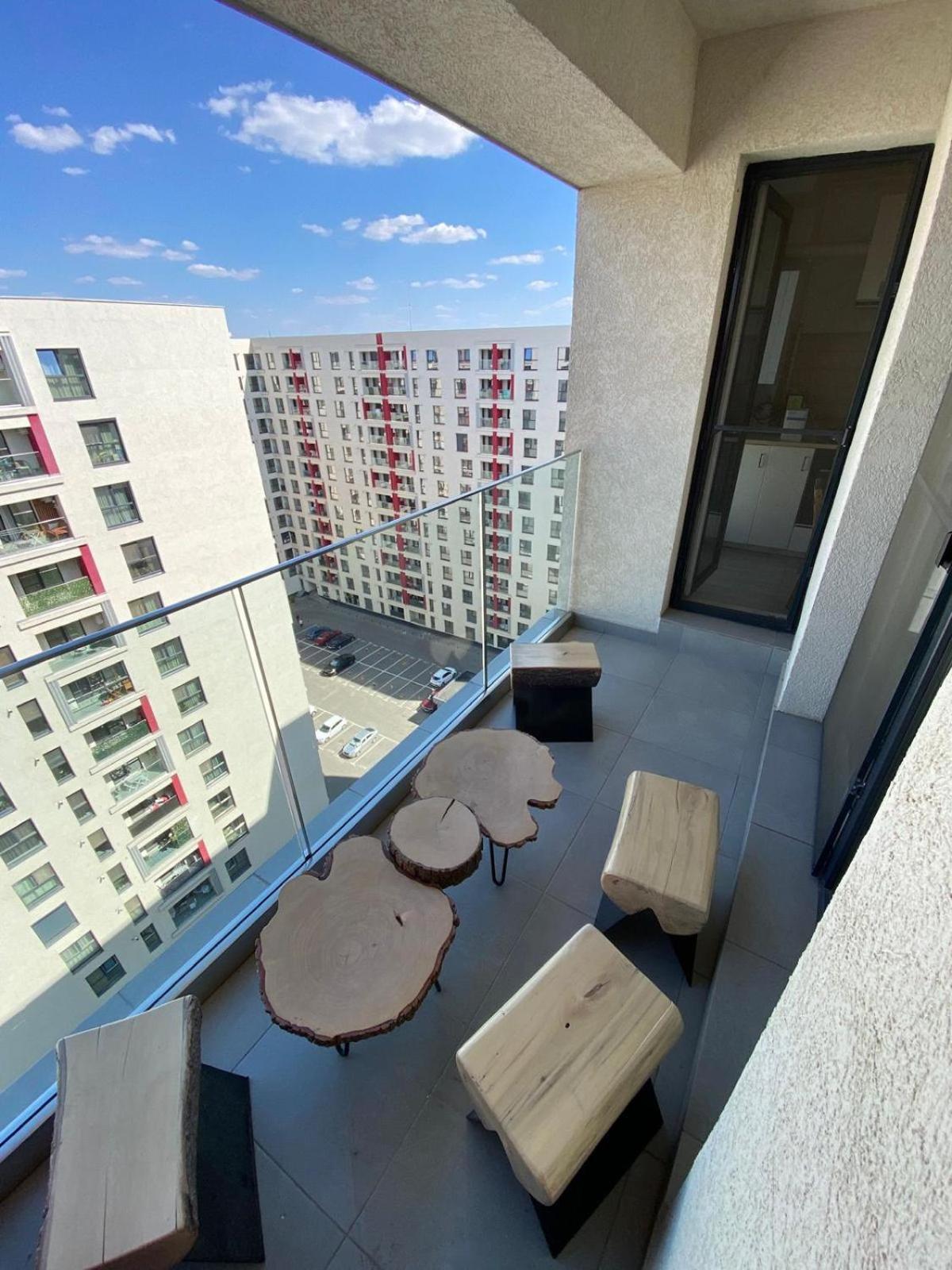 Cozy Apartment 130E By Plaza Bukarest Exterior foto
